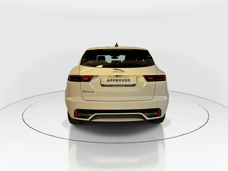 Jaguar E-Pace usata a Modena (6)