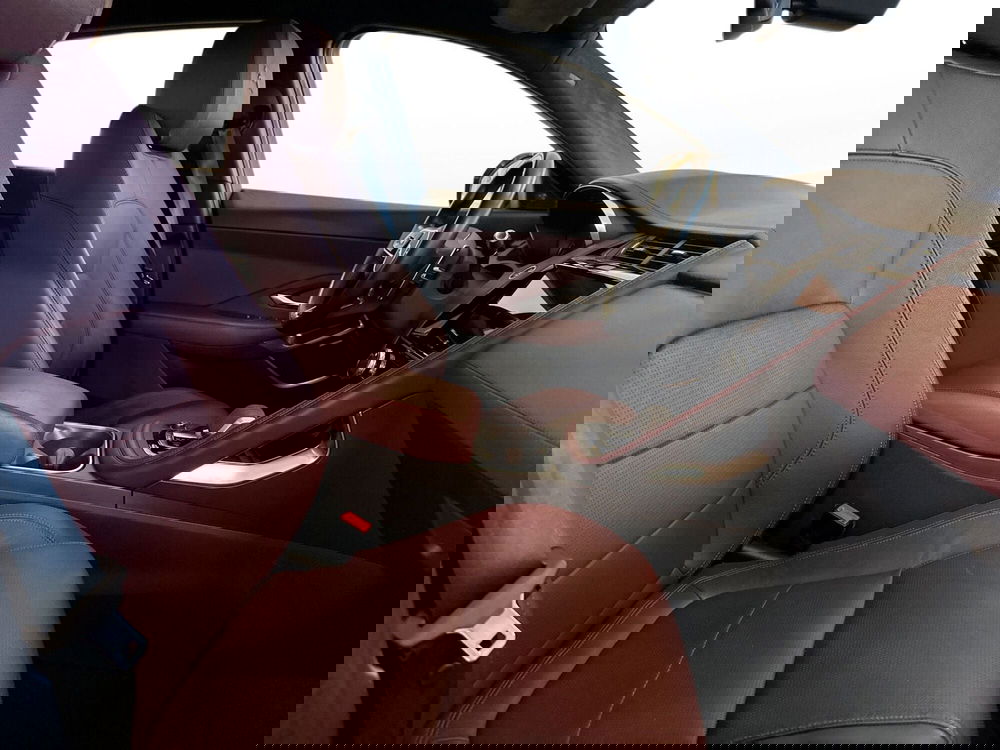 Jaguar E-Pace usata a Modena (9)