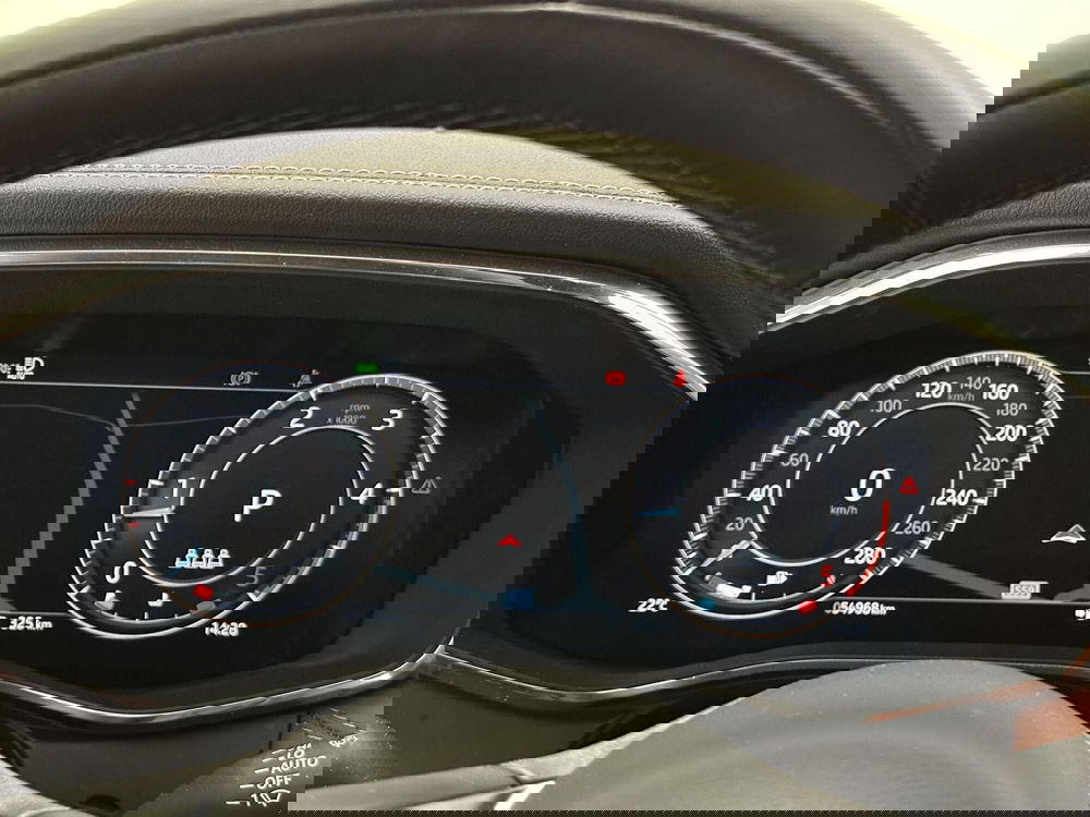 Jaguar F-Pace usata a Lodi (10)