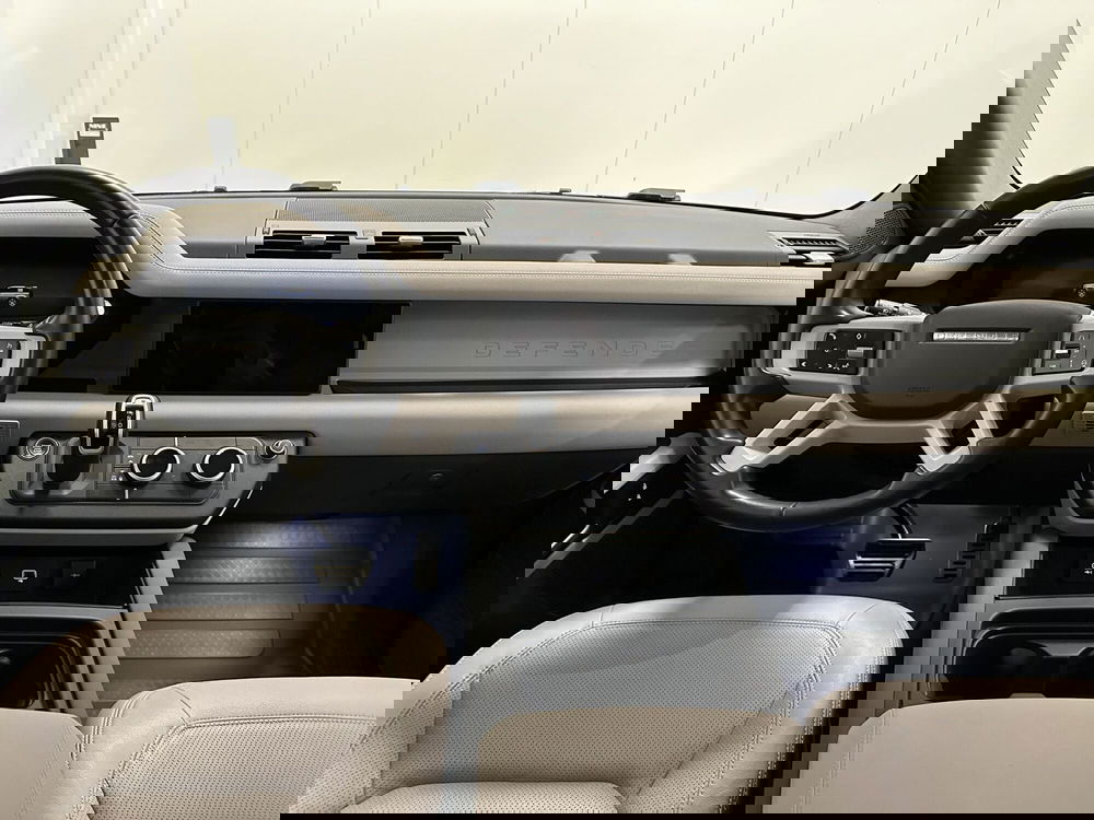 Land Rover Defender usata a Lodi (4)