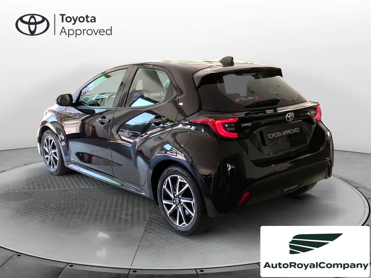 Toyota Yaris Cross usata a Roma (7)