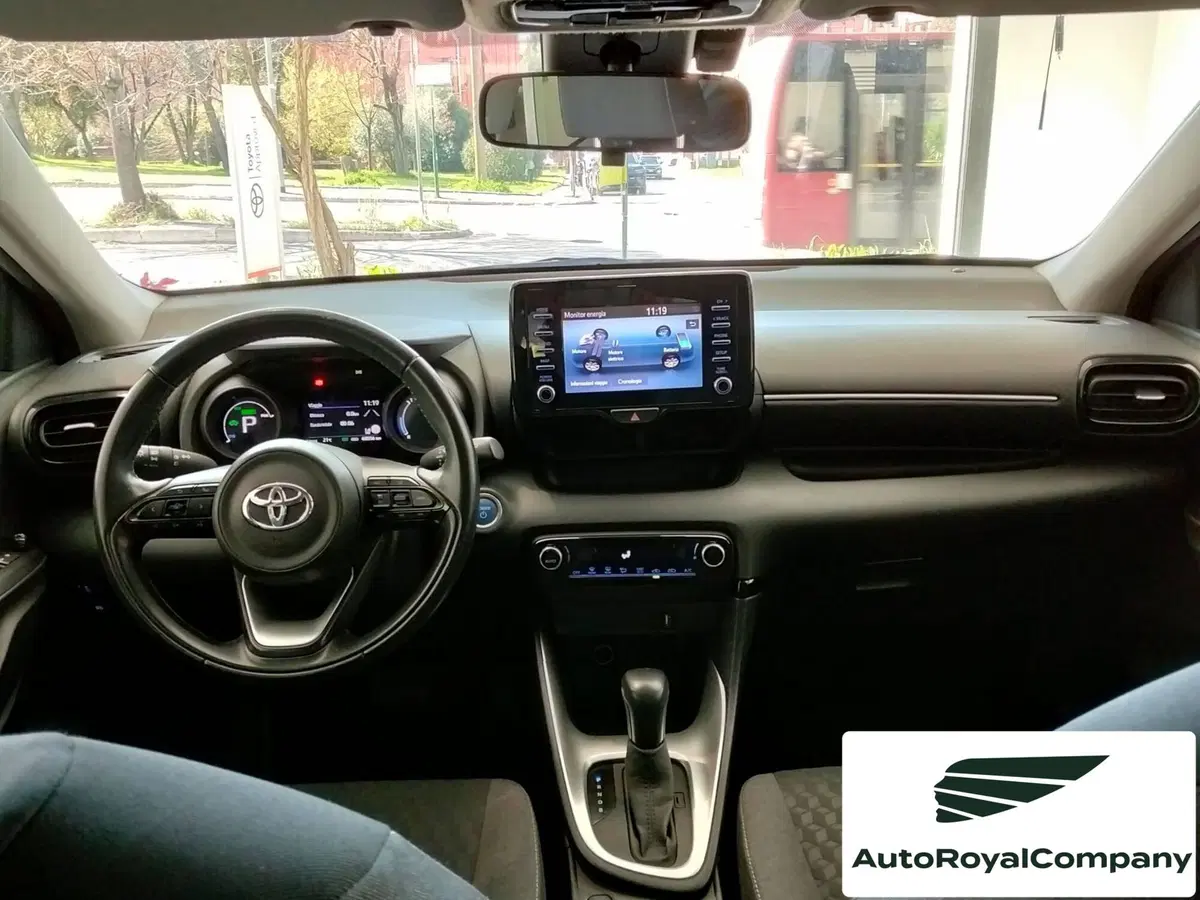 Toyota Yaris Cross usata a Roma (9)