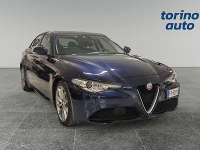 Alfa Romeo Giulia 2.2 Turbodiesel 180 CV AT8 Super del 2018 usata a Torino