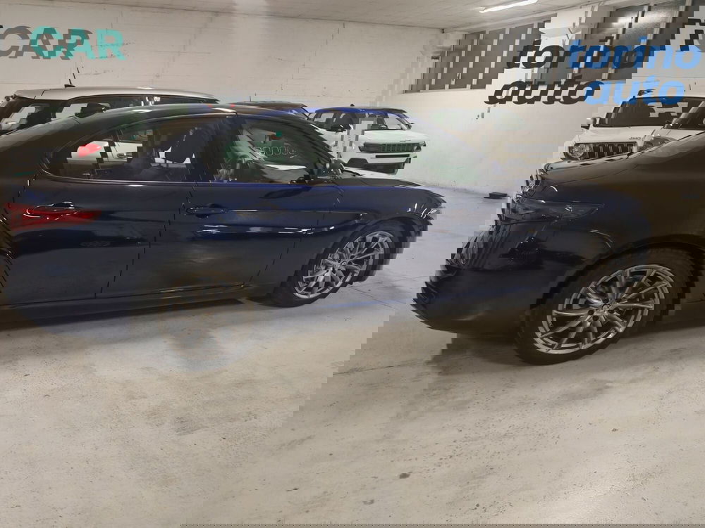Alfa Romeo Giulia usata a Torino (20)