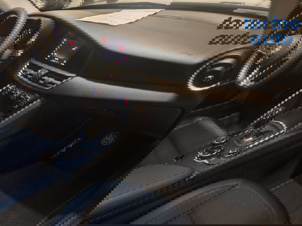 Alfa Romeo Giulia usata a Torino (5)