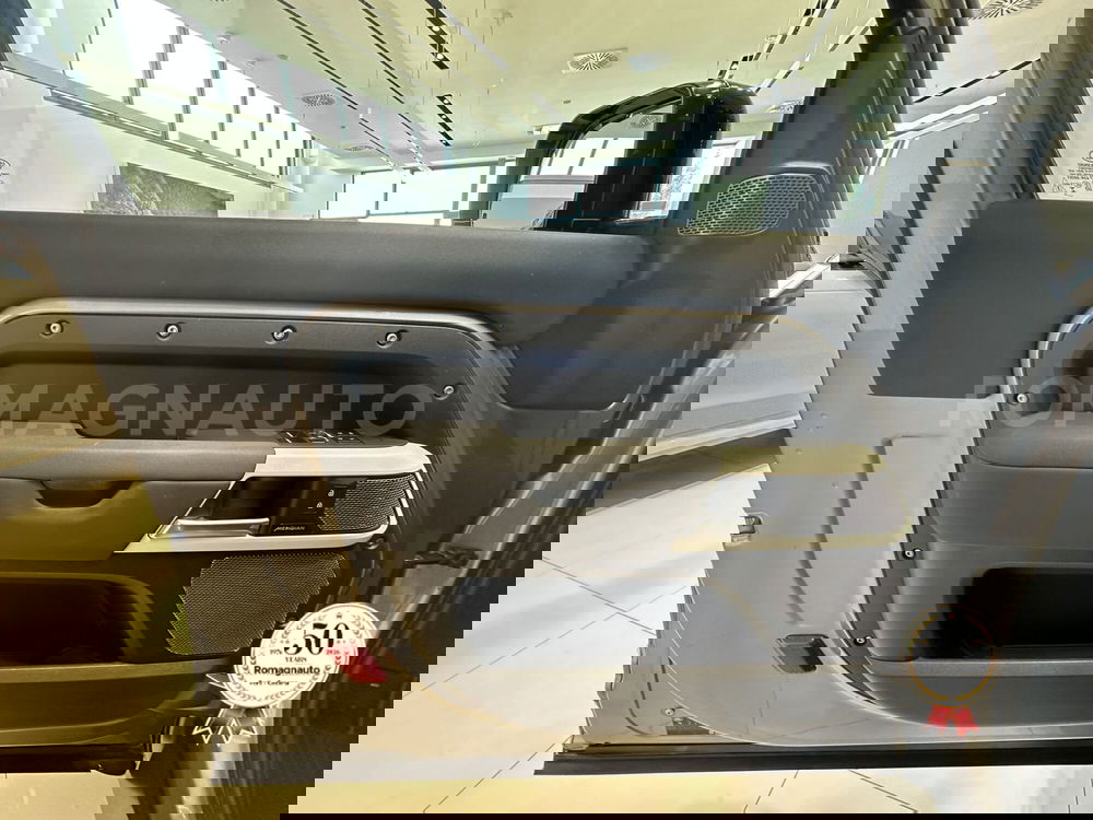 Land Rover Defender usata a Forlì-Cesena (14)