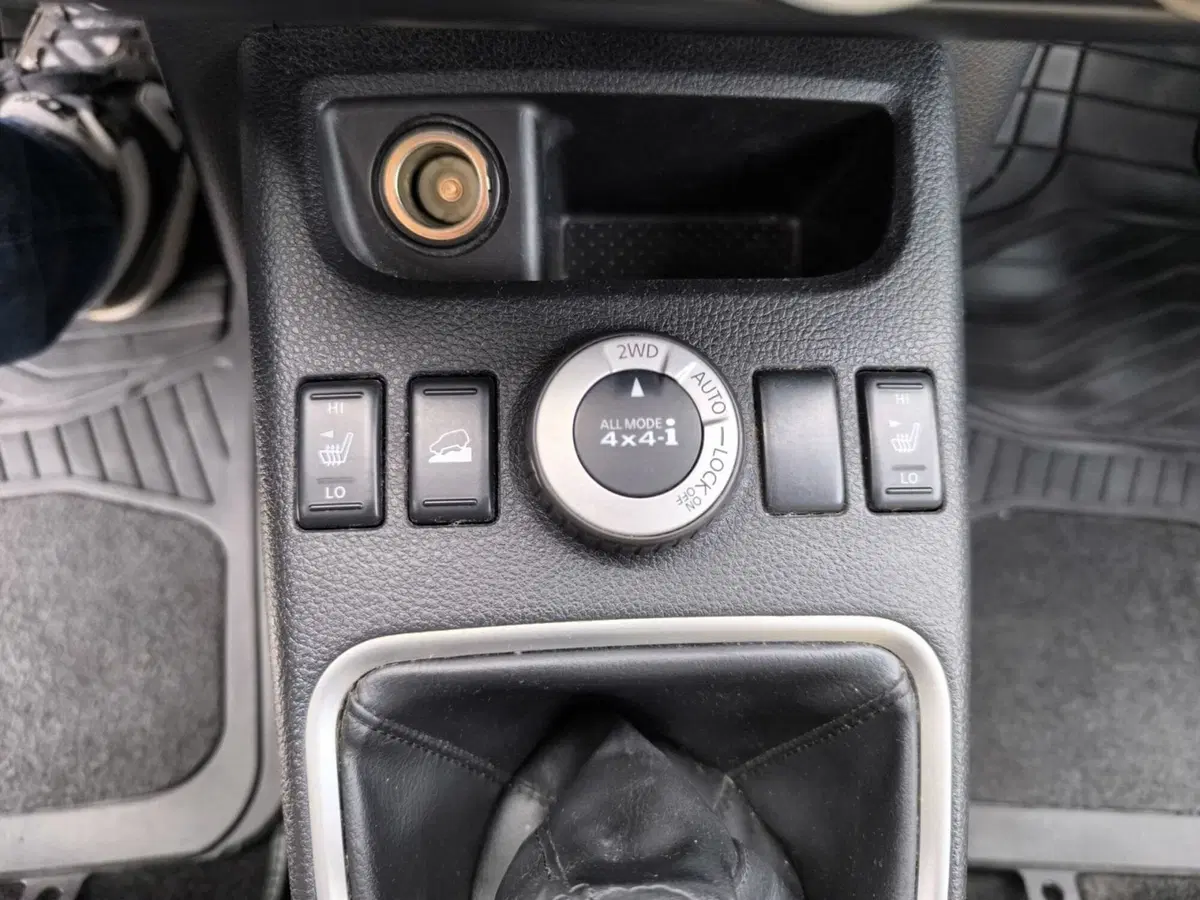 Nissan X-Trail usata a Udine (12)