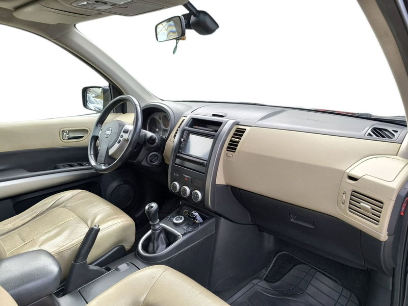 Nissan X-Trail usata a Udine (13)