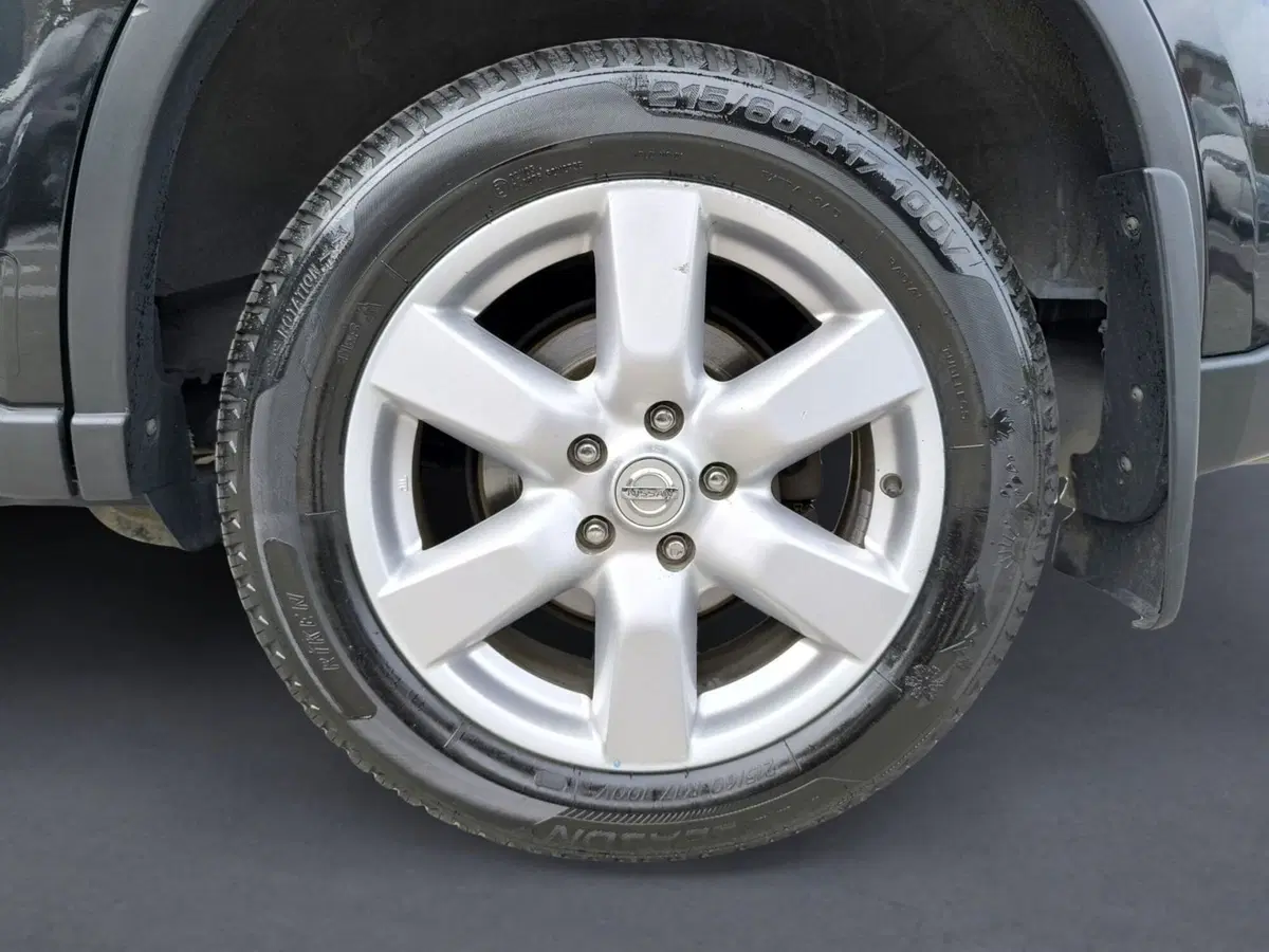 Nissan X-Trail usata a Udine (7)