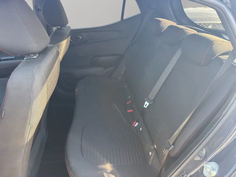 Hyundai i10 usata a Macerata (11)