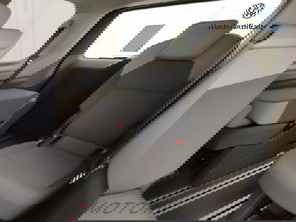 Volkswagen Multivan usata a Varese (10)