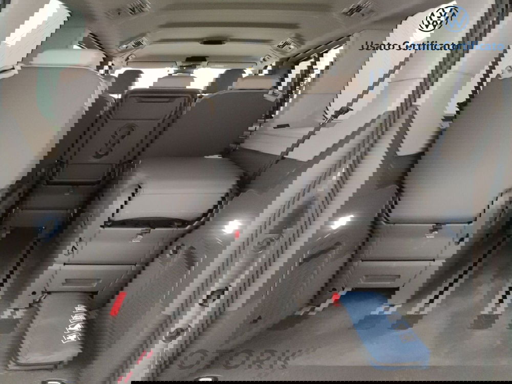 Volkswagen Multivan usata a Varese (9)