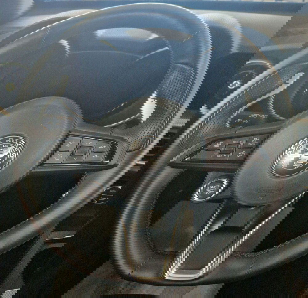 Alfa Romeo Stelvio usata a Terni (12)