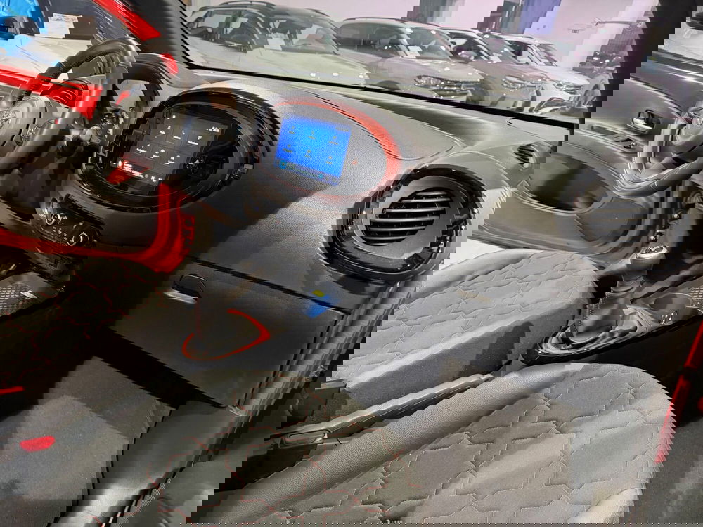 Toyota Aygo X usata a Genova (12)