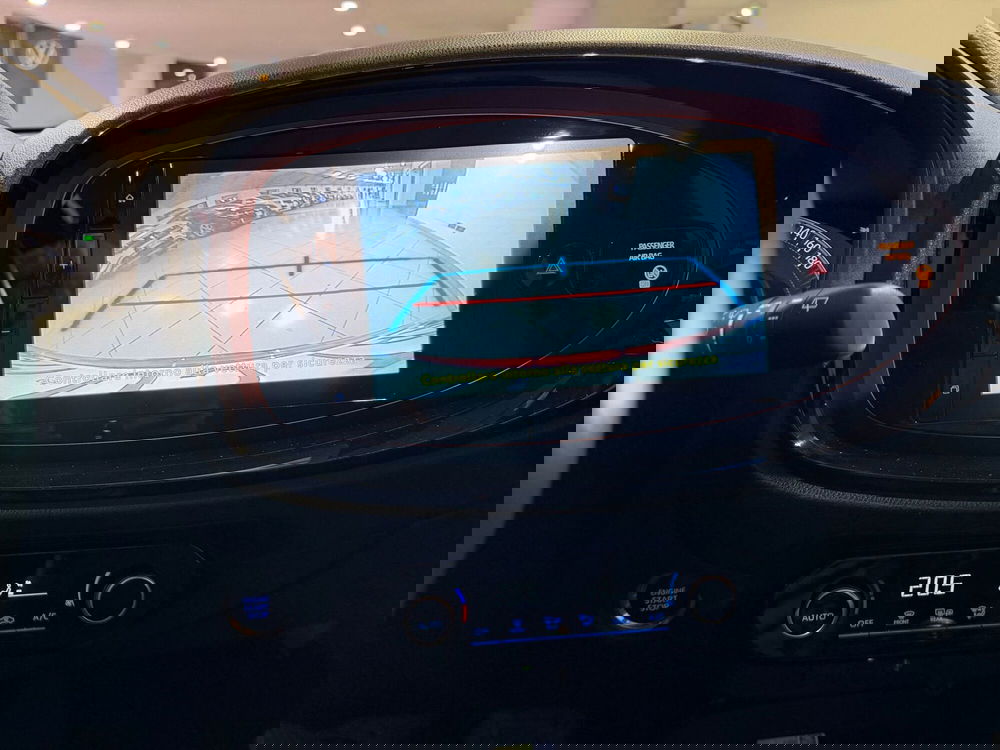 Toyota Aygo X usata a Genova (18)