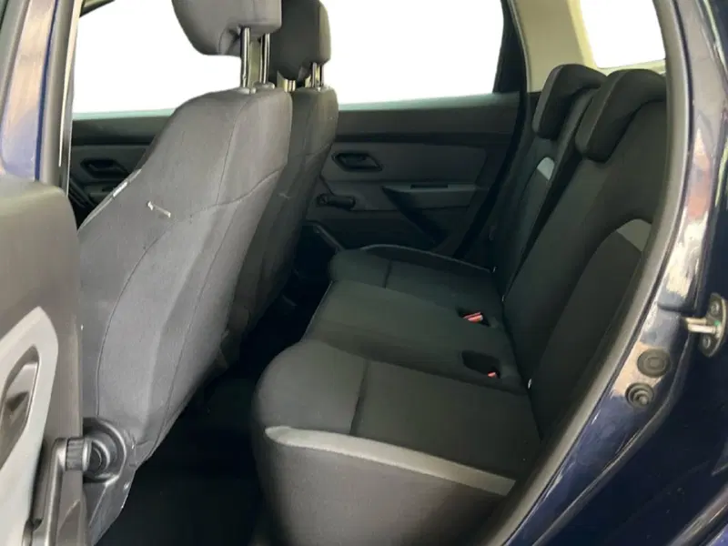 Dacia Duster usata a Roma (11)