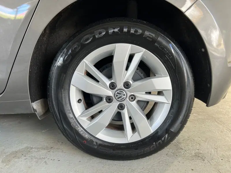 Volkswagen Polo usata a Roma (16)