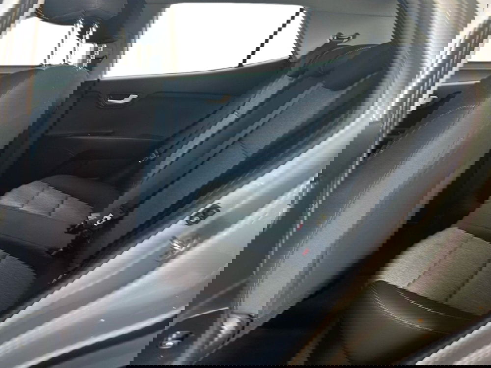 Kia Stonic usata a Roma (11)