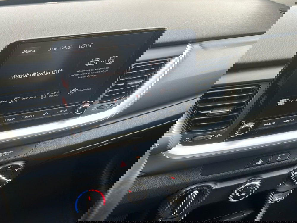 Kia Stonic usata a Roma (18)