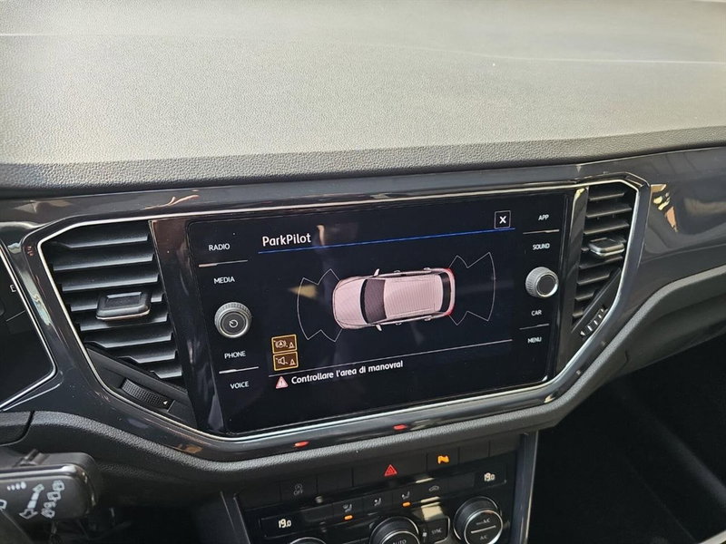 Volkswagen T-Roc usata a Lecco (16)