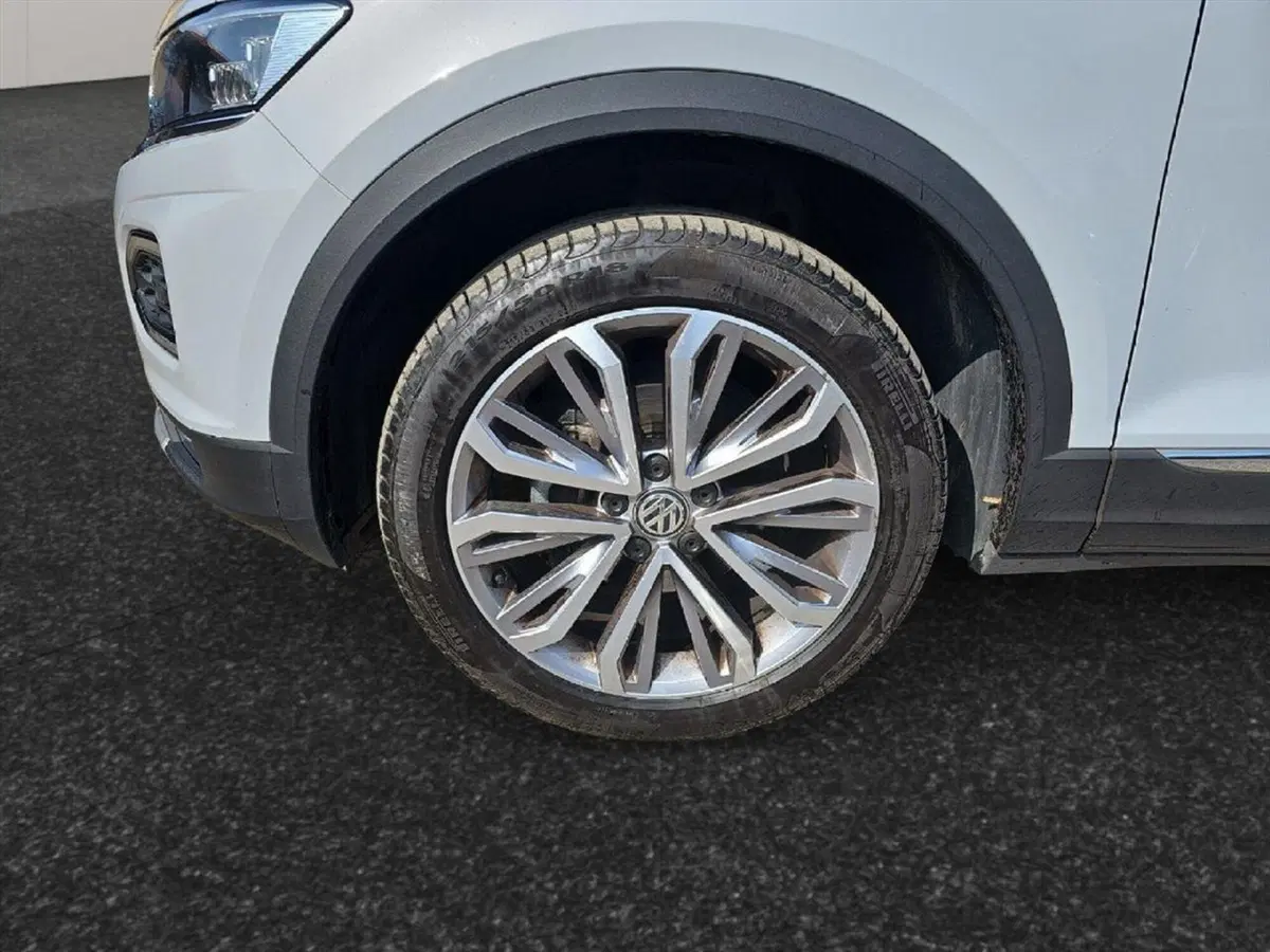Volkswagen T-Roc usata a Lecco (18)