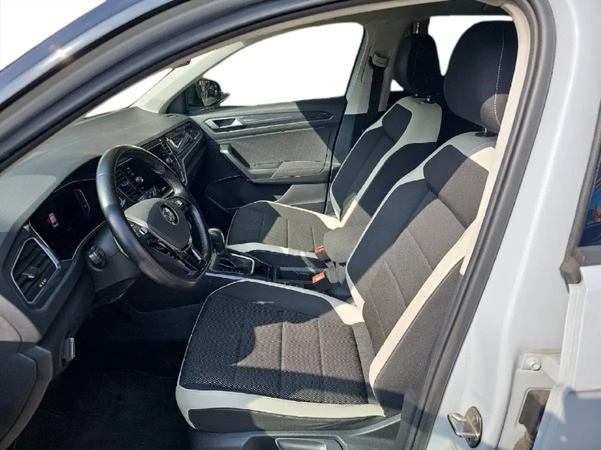 Volkswagen T-Roc usata a Lecco (9)