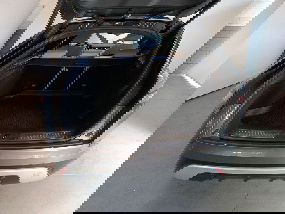 Land Rover Range Rover Velar usata a Varese (10)