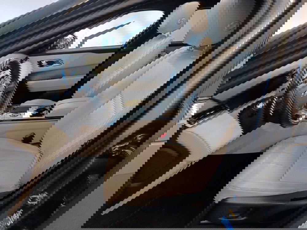 Land Rover Range Rover Velar usata a Varese (8)
