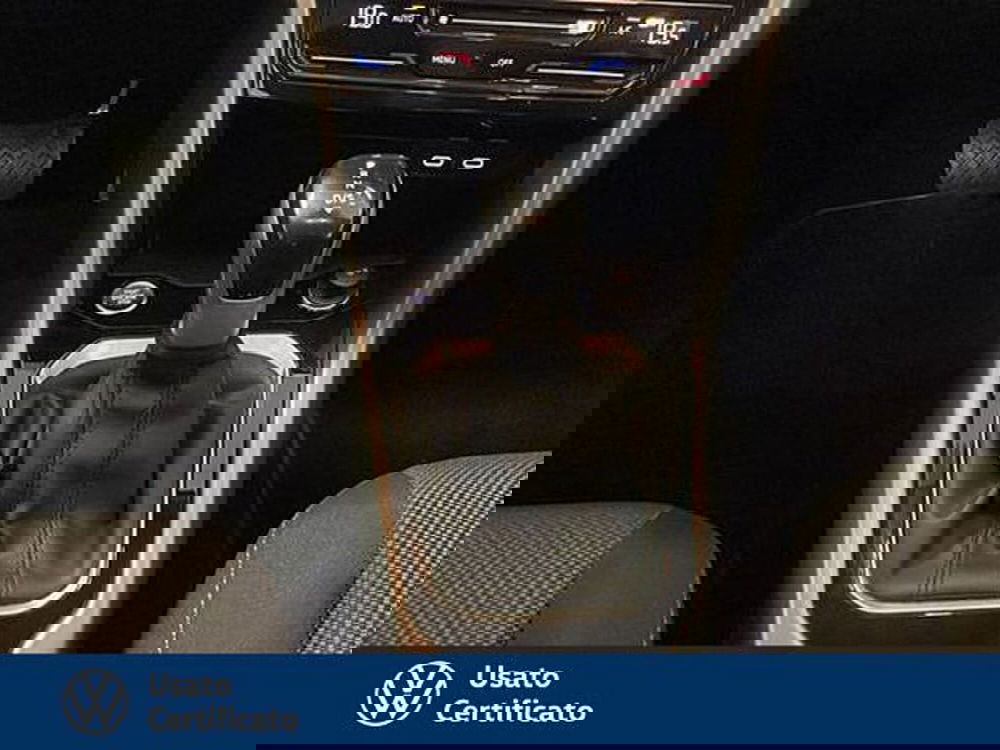 Volkswagen T-Roc usata a Vicenza (11)