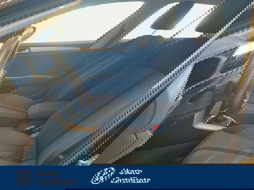 Volkswagen T-Roc usata a Vicenza (13)