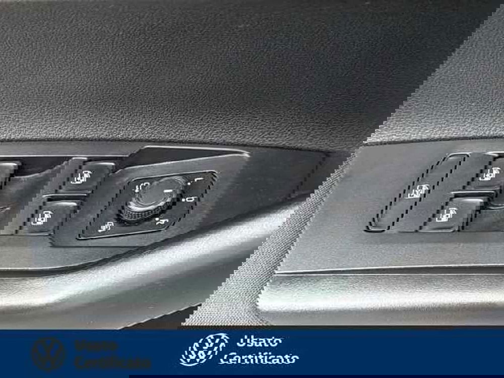 Volkswagen Taigo usata a Vicenza (12)