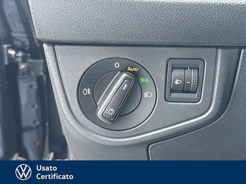 Volkswagen Taigo usata a Vicenza (13)