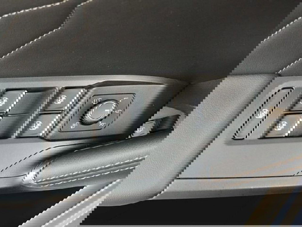 Cupra Leon usata a Vicenza (17)