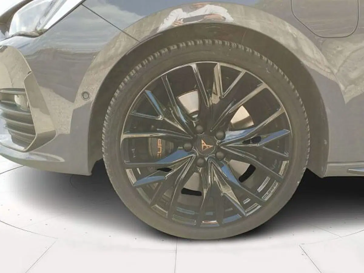 Cupra Leon usata a Vicenza (20)