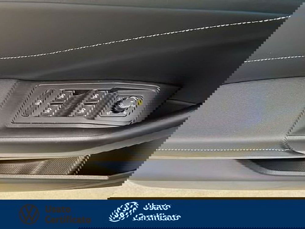 Volkswagen T-Roc usata a Vicenza (17)