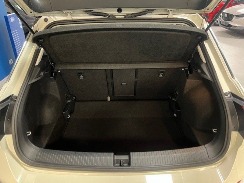 Volkswagen T-Roc usata a Cuneo (16)