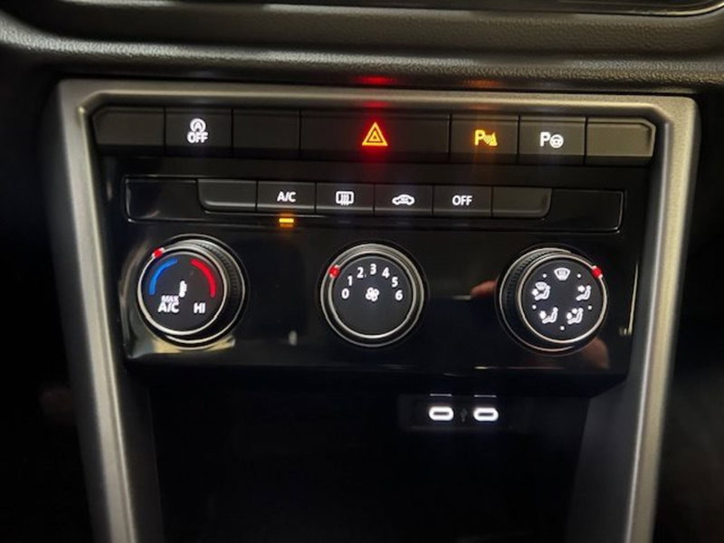 Volkswagen T-Roc usata a Cuneo (9)