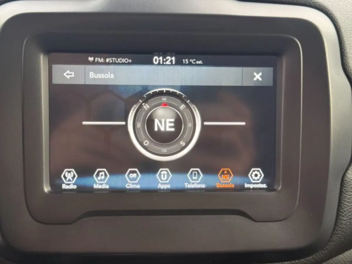 Jeep Renegade usata a Brescia (17)