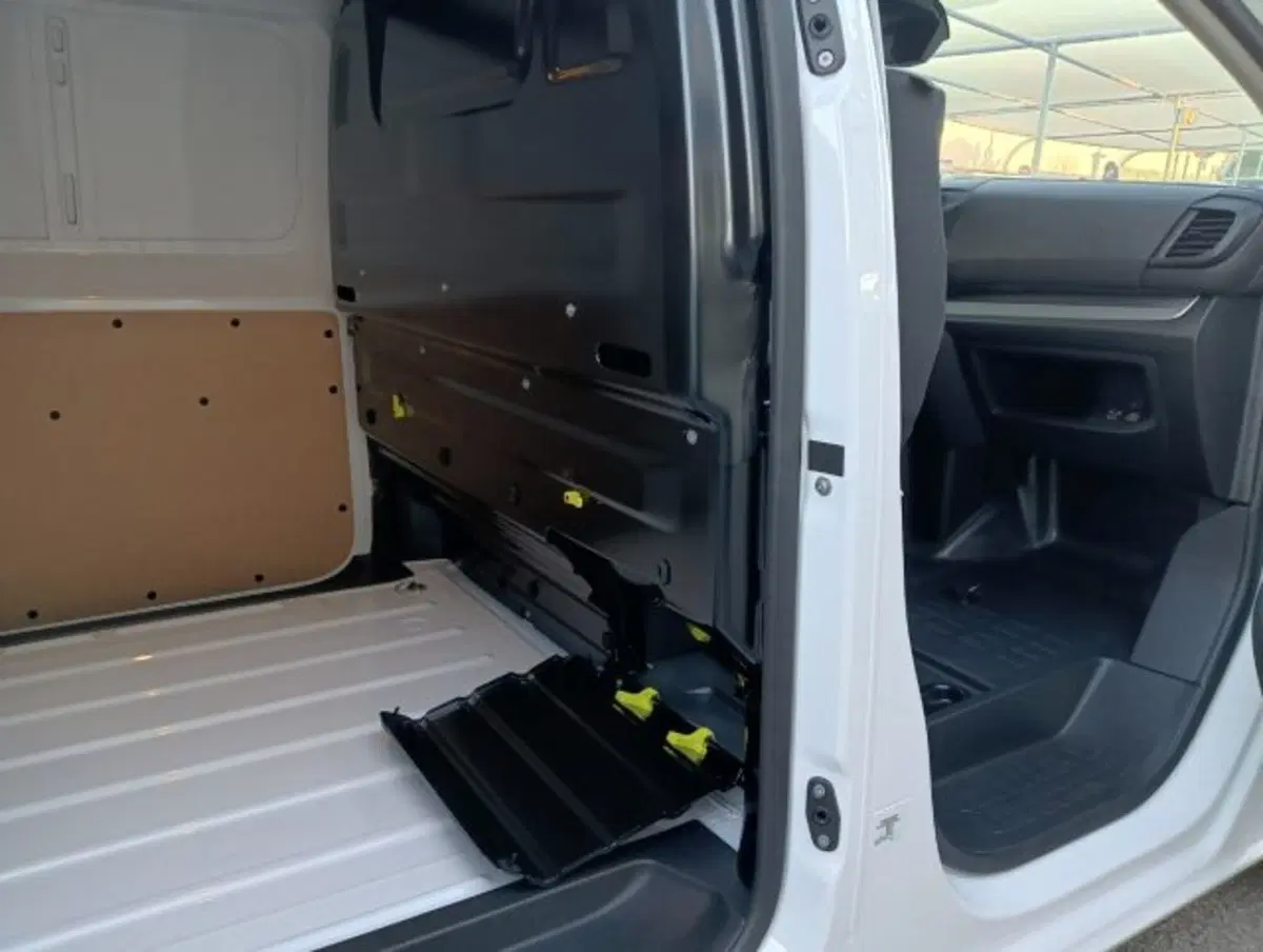 Citroen Jumpy Furgone nuova a Brescia (12)