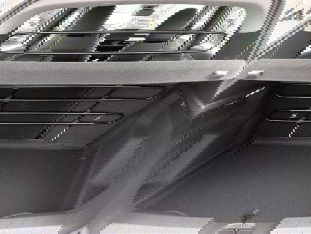 Jeep Avenger nuova a Brescia (14)