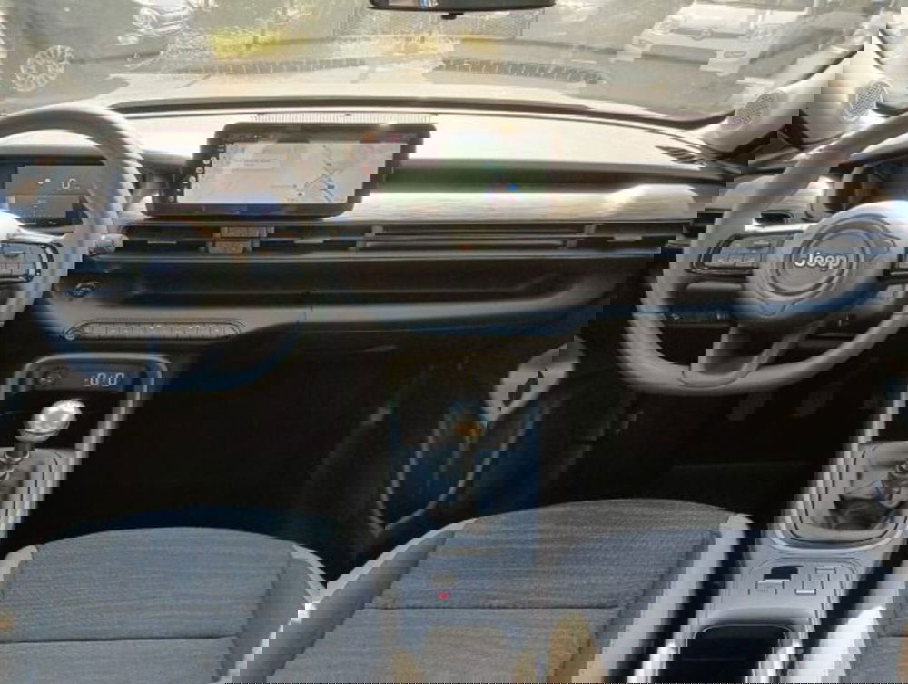 Jeep Avenger nuova a Brescia (10)