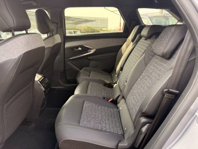 Peugeot 5008 usata a Brescia (10)