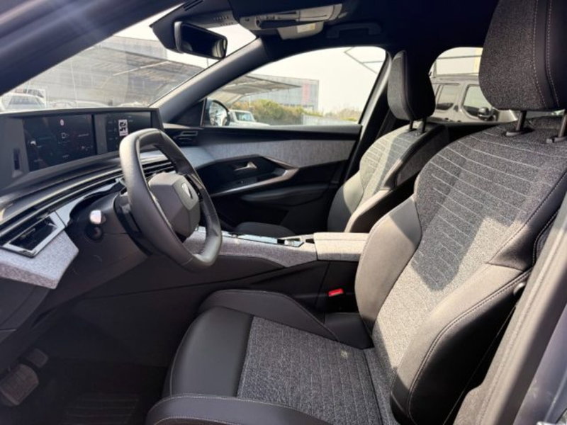 Peugeot 5008 usata a Brescia (9)