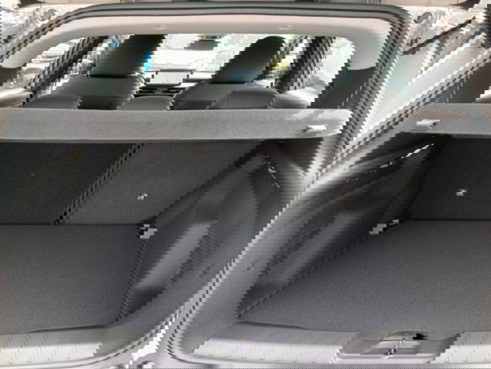 Jeep Avenger nuova a Brescia (16)