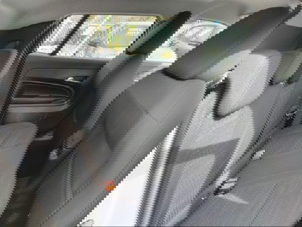 Jeep Avenger nuova a Brescia (17)