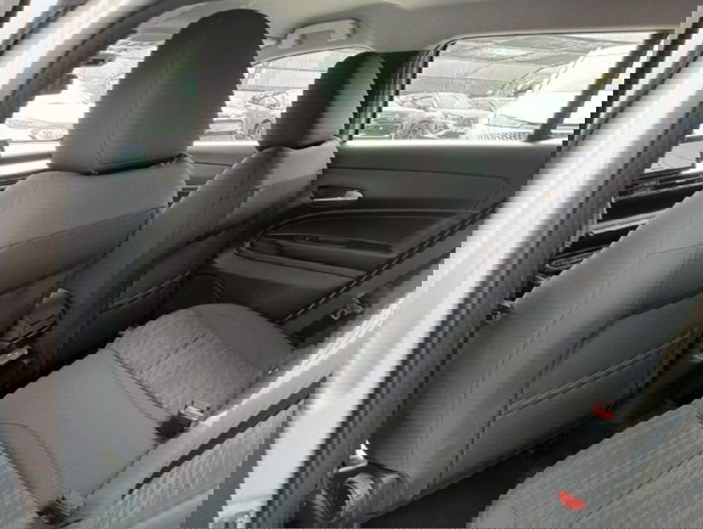 Jeep Avenger nuova a Brescia (19)