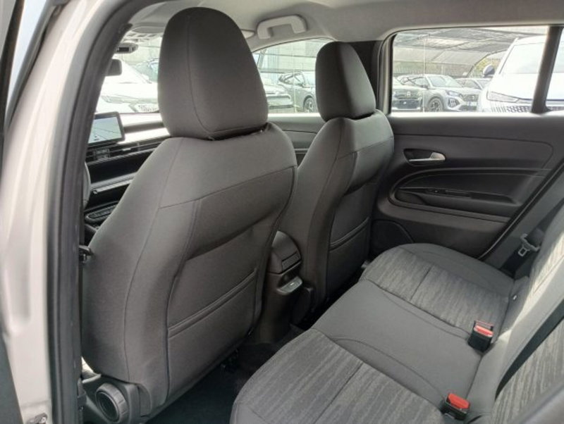 Jeep Avenger nuova a Brescia (19)