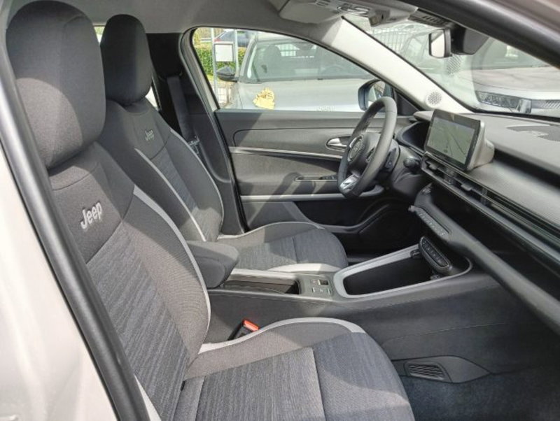 Jeep Avenger nuova a Brescia (20)