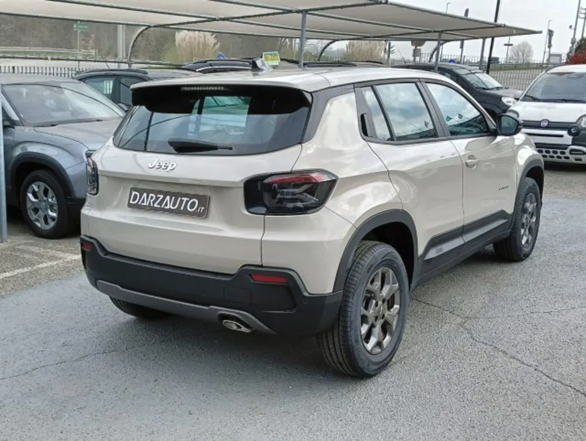 Jeep Avenger nuova a Brescia (5)