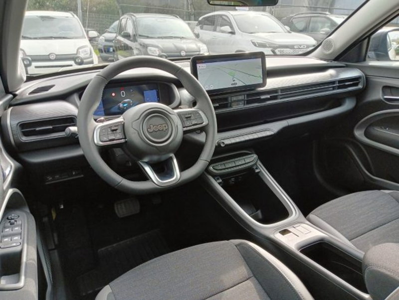 Jeep Avenger nuova a Brescia (6)